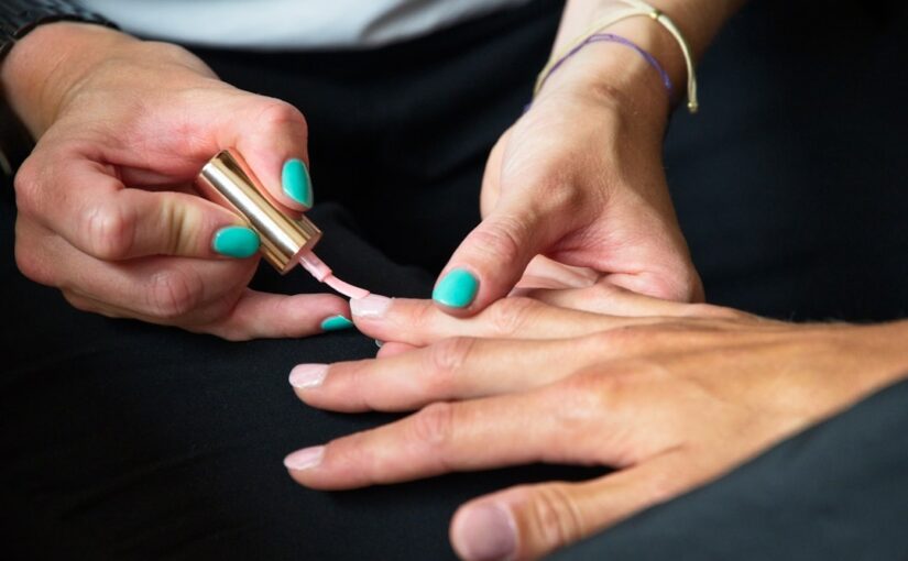 Fordelene ved at Bruge Gel Polish til Perfekte Negle